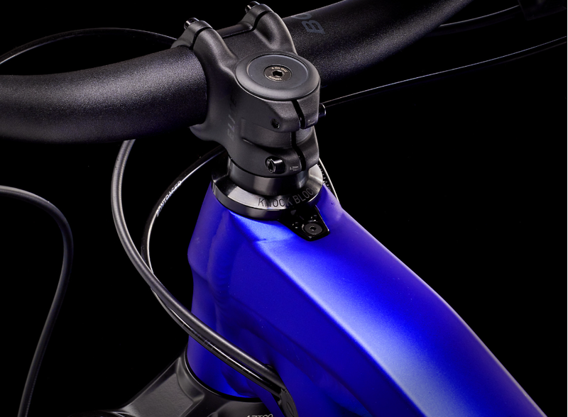 Trek Slash 8 GX 29 Full Suspension Mountain Bike 2023 in Hex Blue-5